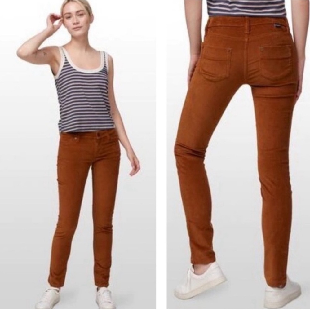 Patagonia Women's Fitted Corduroy Pants Size 26 Bence Brown